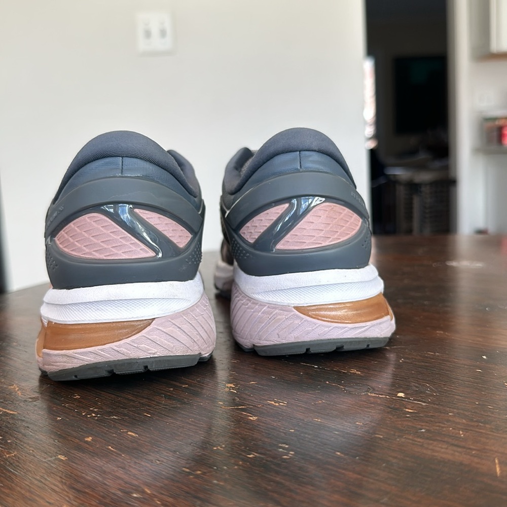ASICS Gel-Kayano 26 running, women's 10.5 in Metropolis (grey)/Rose Gold - Picture 5 of 8